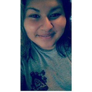 Meet your Posher, Mayra